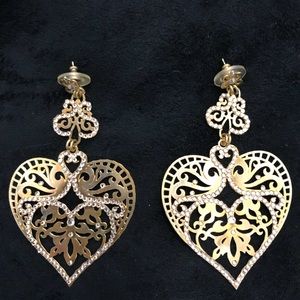 LK Designs heart-shaped Earrings